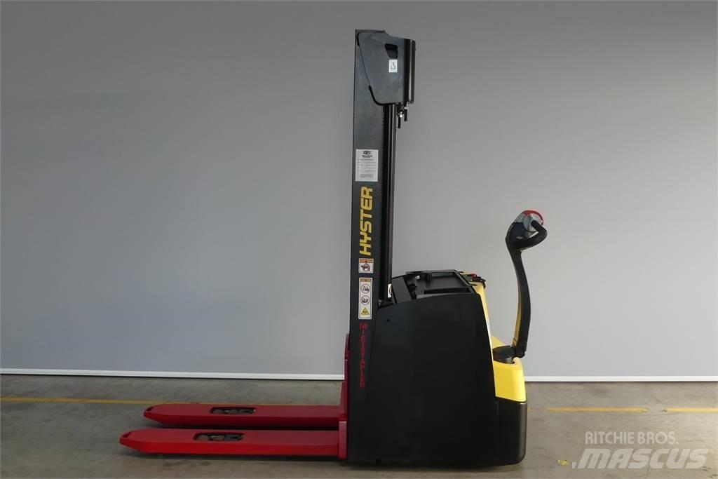 Hyster S1.6il Stapelaar meeloop