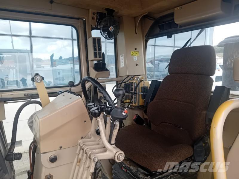CAT 12H Graders