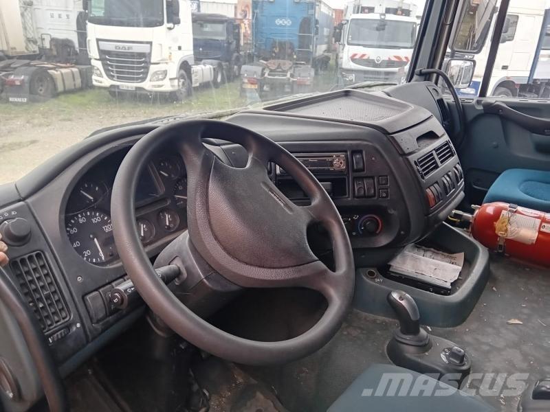 DAF XF 480 Bakwagens met gesloten opbouw