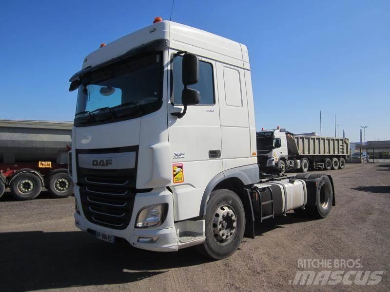 DAF XF105 460 Trekkers