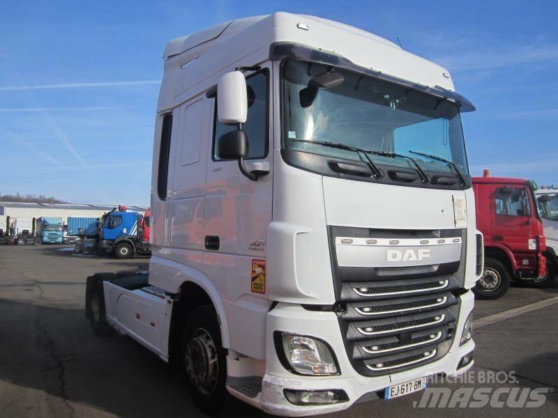 DAF XF105 460 Trekkers