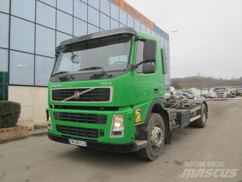 Volvo FM 260 Containertrucks met kabelsysteem