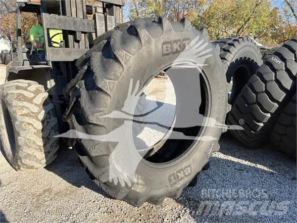 BKT 710/70R42 Bouw - Overige