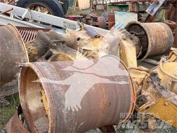 CAT D40D Knik dumptrucks