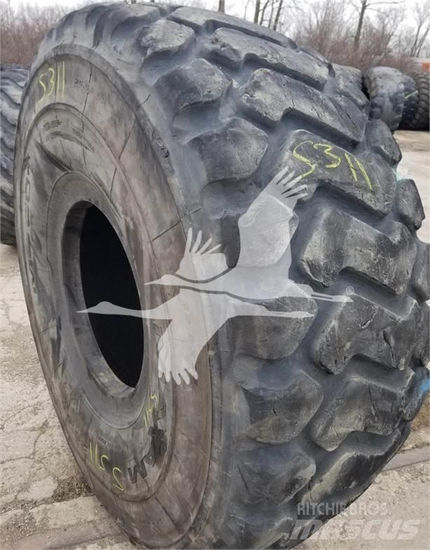  MAXAM 26.5R25 Banden, wielen en velgen