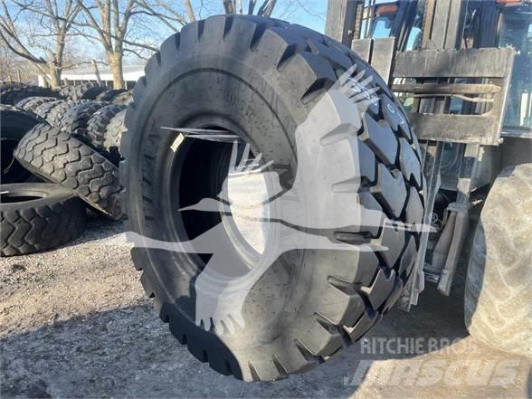 Titan 20.5R25 Banden, wielen en velgen
