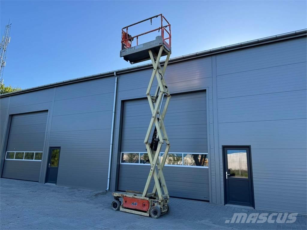 JLG 1930es Andere liften en hoogwerkers