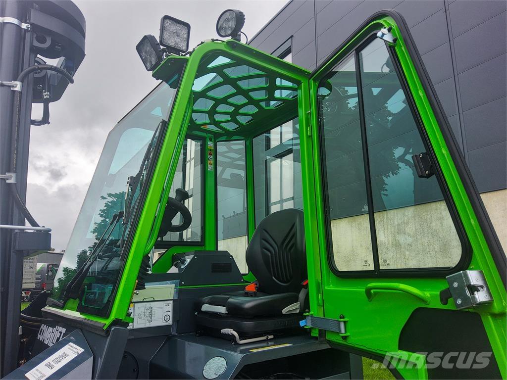 Combilift CBE 3000 Four-way truck