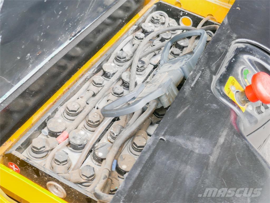 Hyster S 1.4-40 Stapelaar meeloop