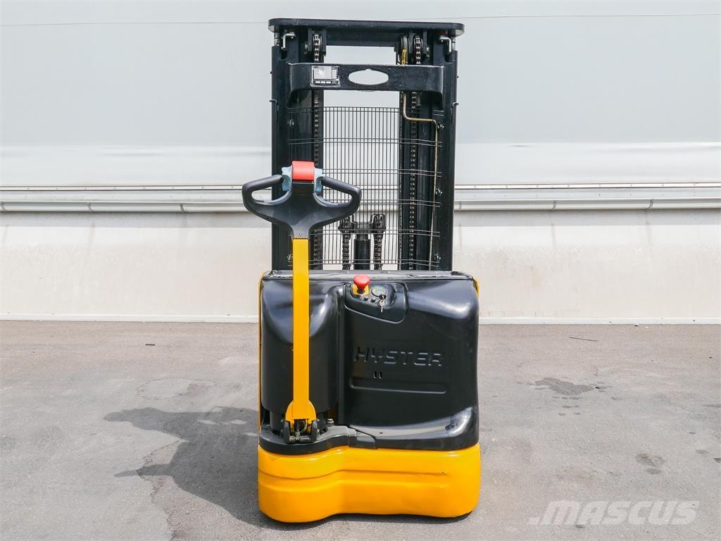 Hyster S 1.4-40 Stapelaar meeloop