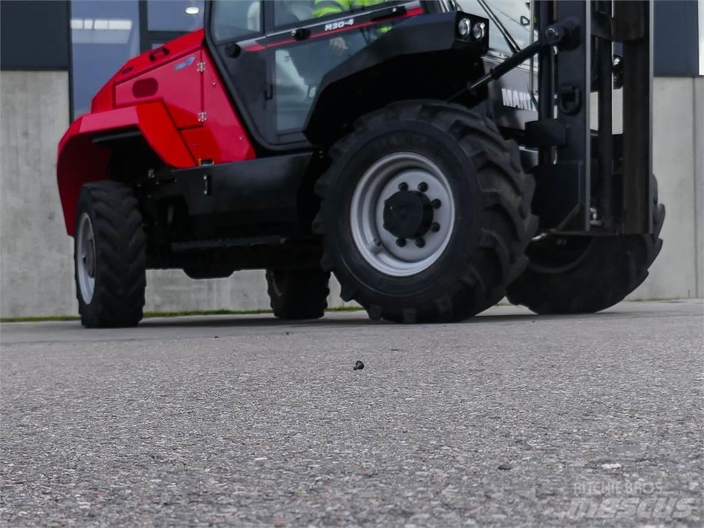 Manitou M 30-4 Vorkheftruck voor zwaar terrein