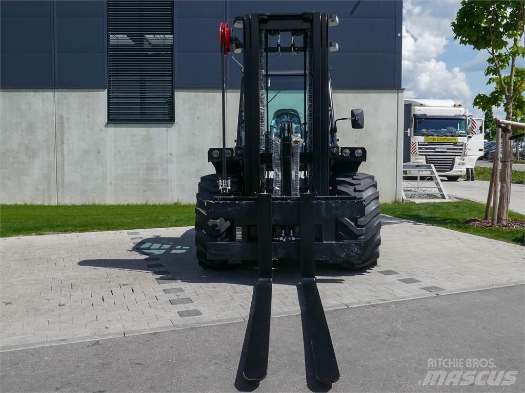 Manitou M 50-4 Vorkheftruck voor zwaar terrein