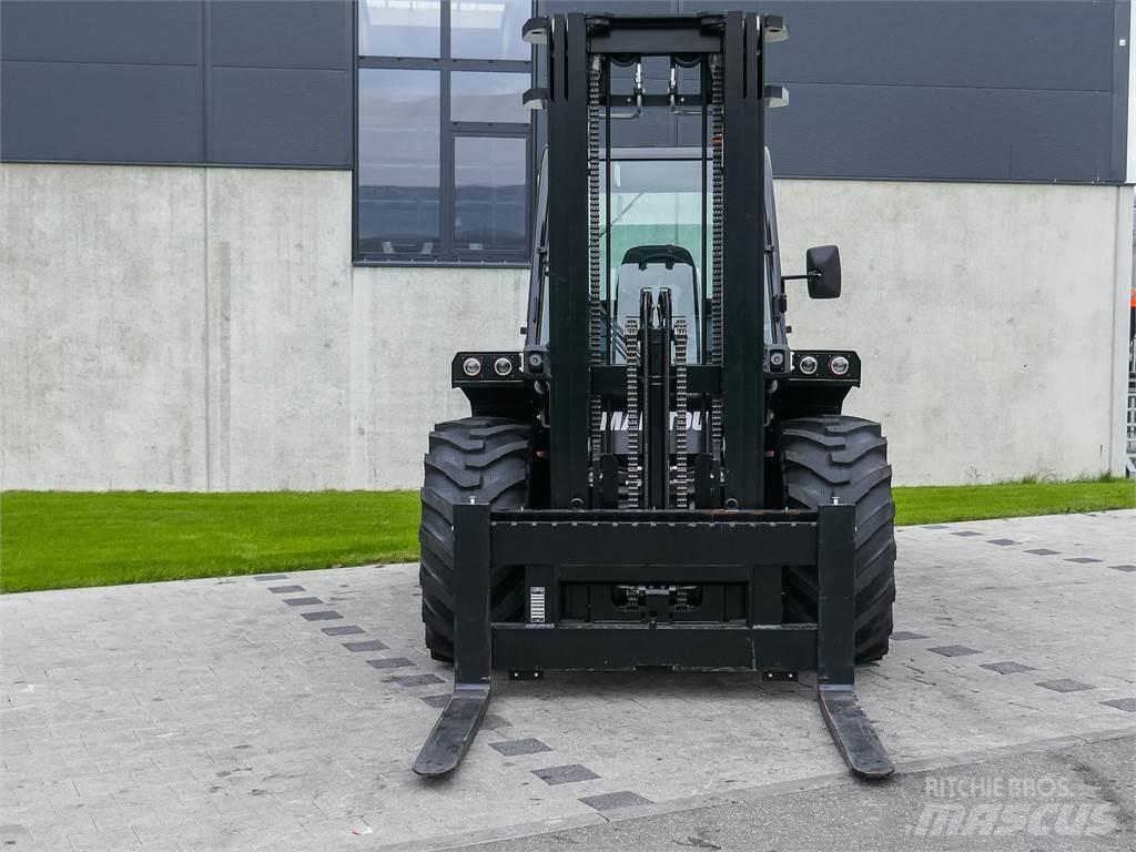 Manitou M 50-4 Vorkheftruck voor zwaar terrein