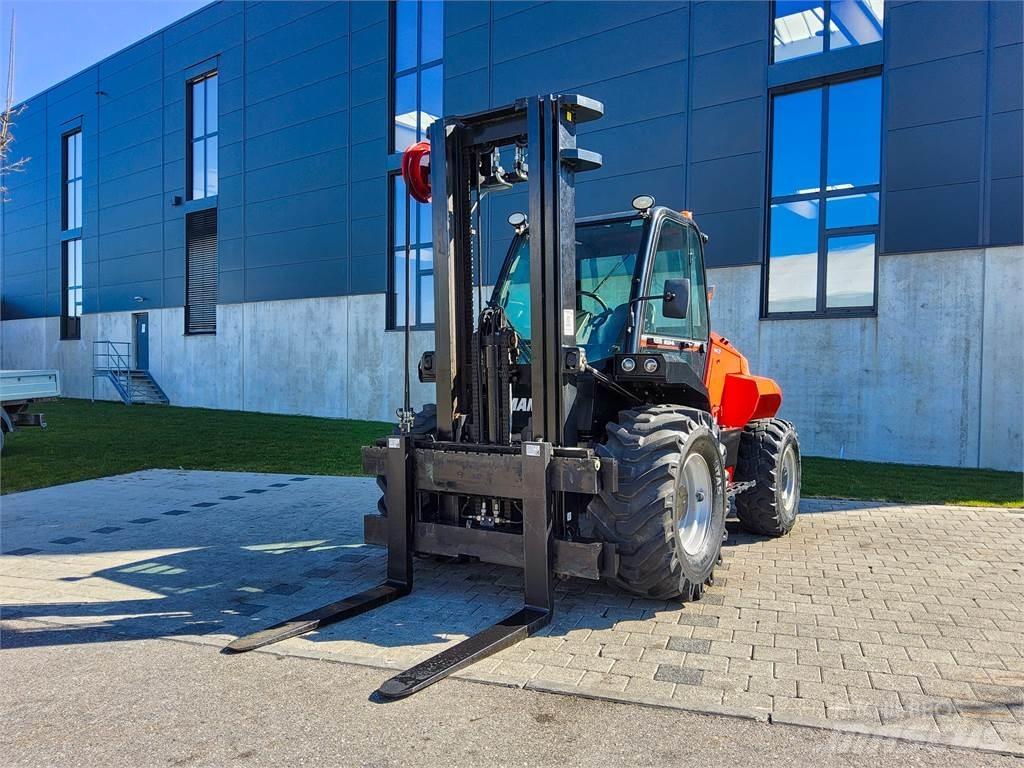 Manitou M 50-4 Vorkheftruck voor zwaar terrein