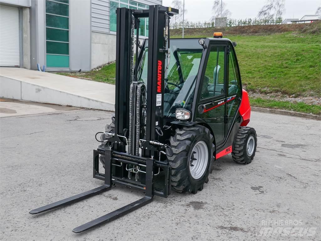 Manitou MC 25-4 Vorkheftruck voor zwaar terrein