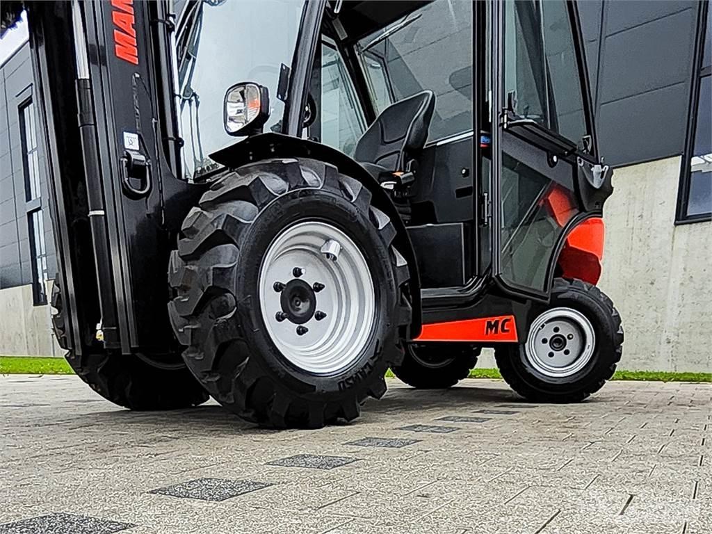 Manitou MC 25-4 Vorkheftruck voor zwaar terrein