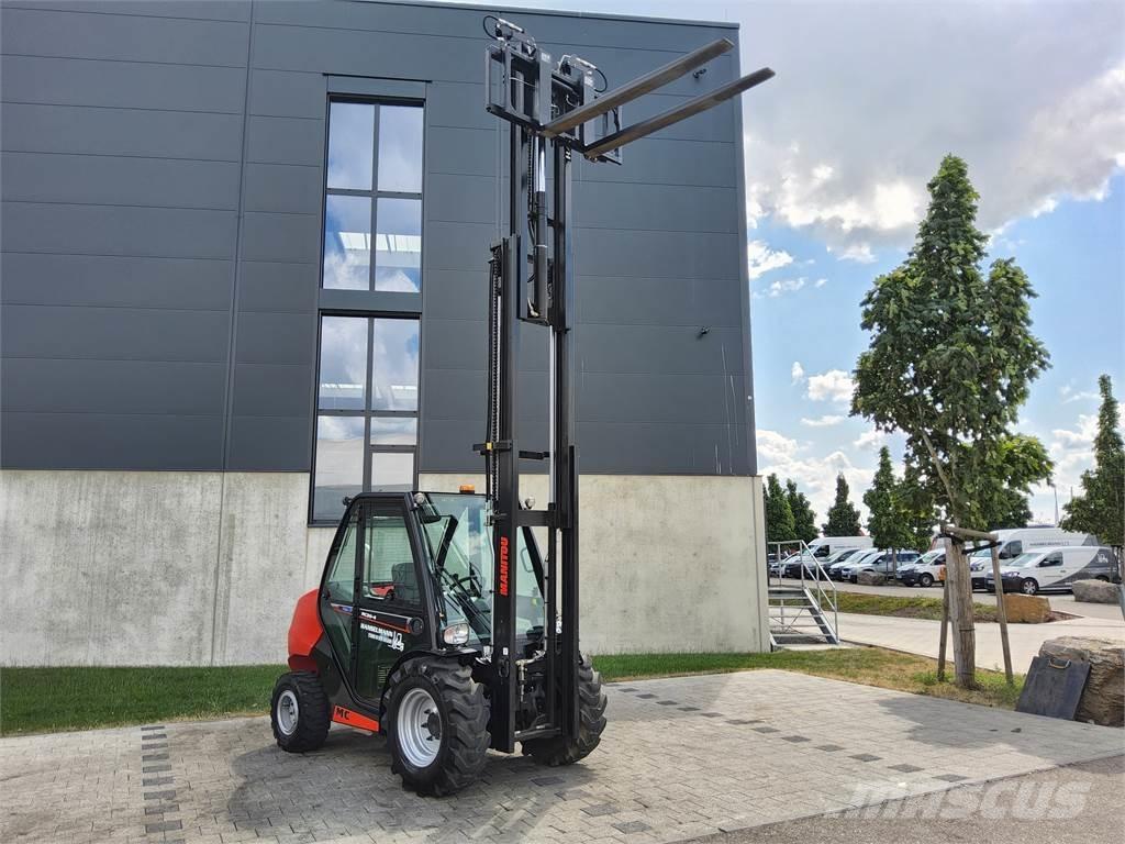 Manitou MC 30-4 Vorkheftruck voor zwaar terrein