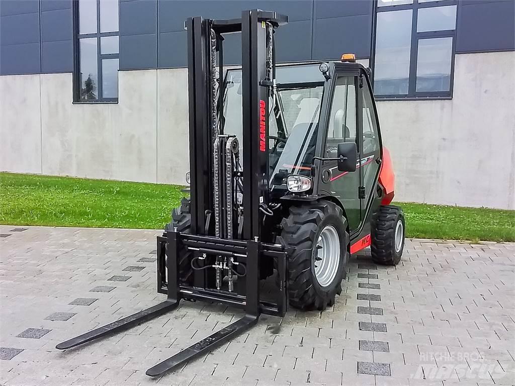 Manitou MC 30-4 Vorkheftruck voor zwaar terrein