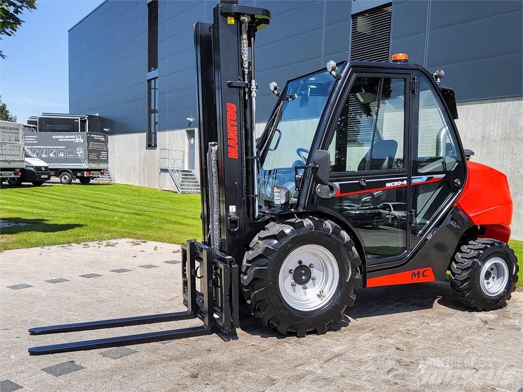 Manitou MC 30-4 Vorkheftruck voor zwaar terrein
