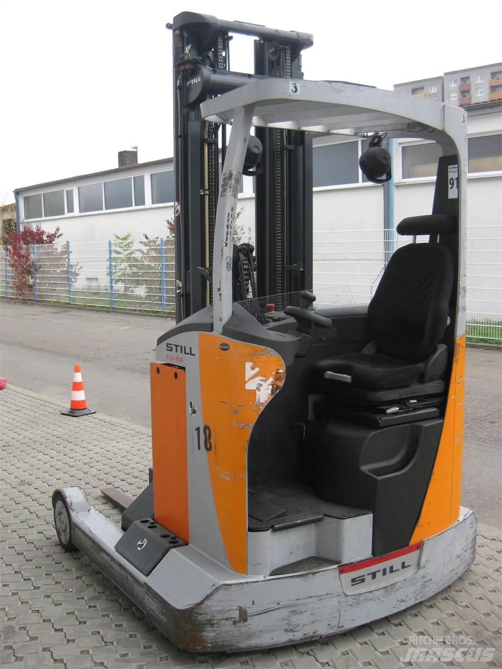 Still FM-X14 Reachtruck voor hoog niveau
