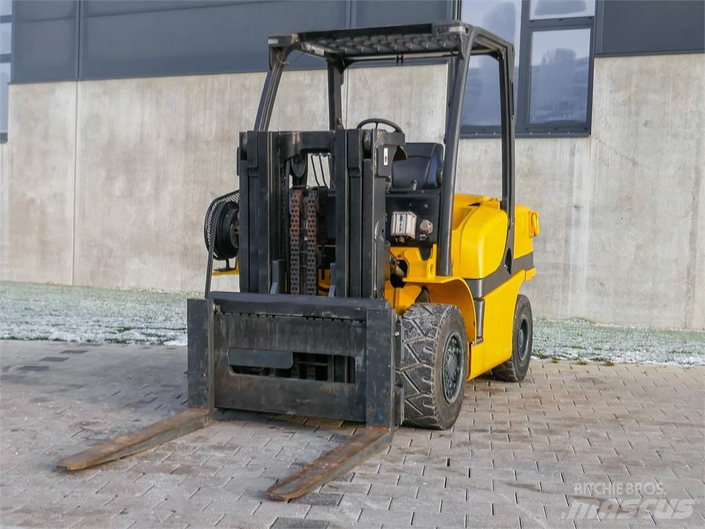 Yale GDP 40VX6 V2471 Diesel heftrucks