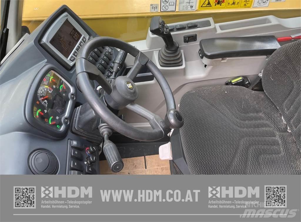 CAT TH408D Verreikers