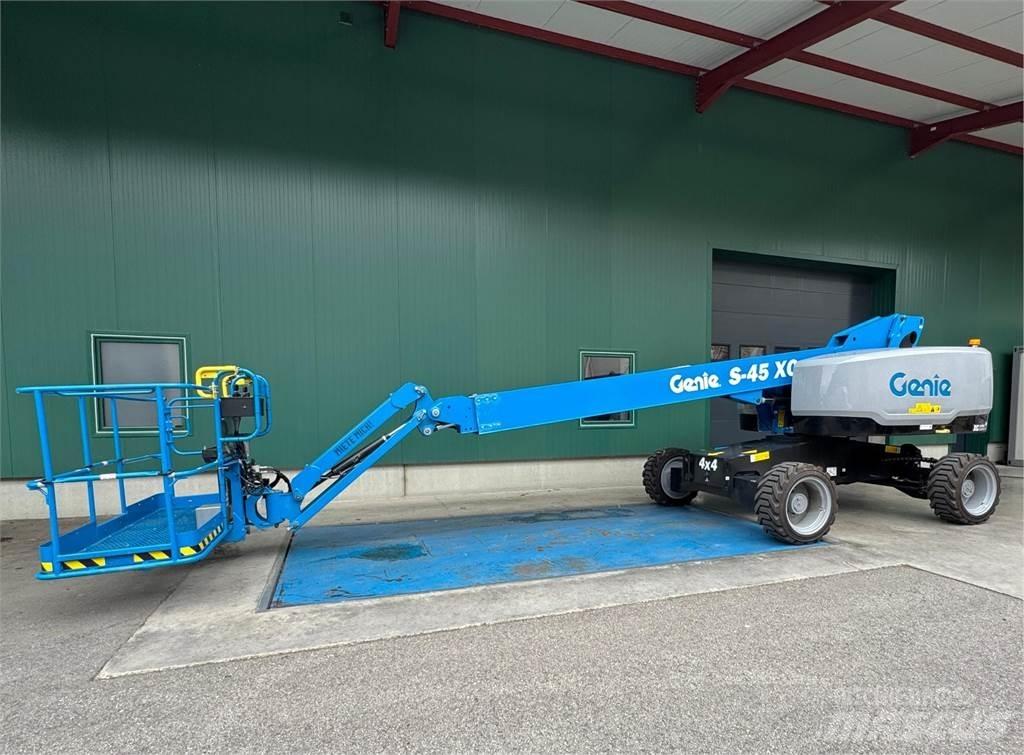 Genie S-45 XC Knikarmhoogwerkers