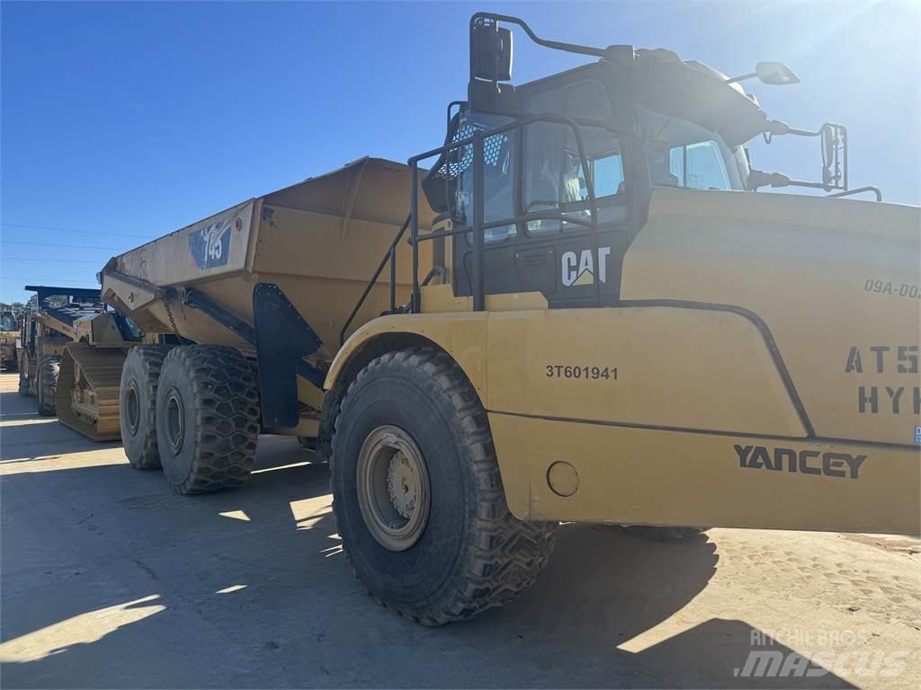 CAT 745 Knik dumptrucks