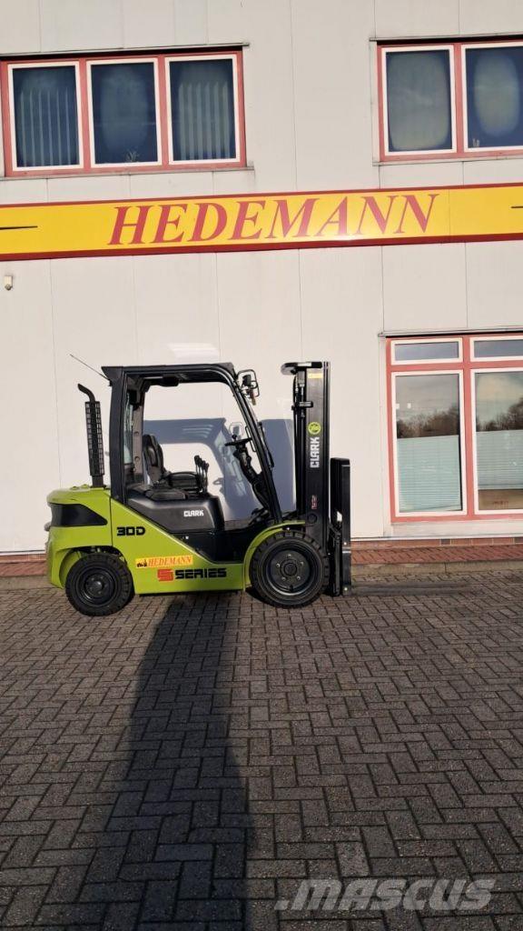 Clark S30D Diesel heftrucks