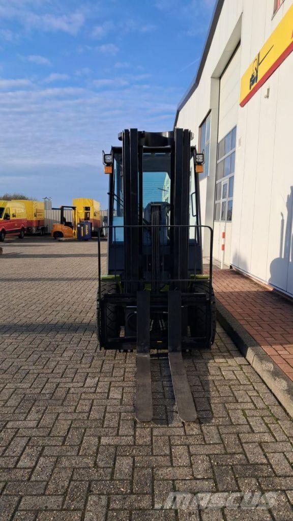 Clark S30D Diesel heftrucks
