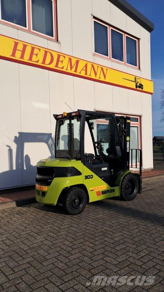 Clark S30D Diesel heftrucks