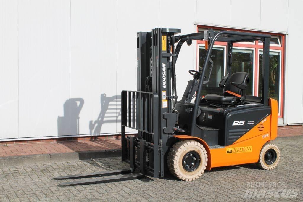 Doosan B25NS Elektrische heftrucks