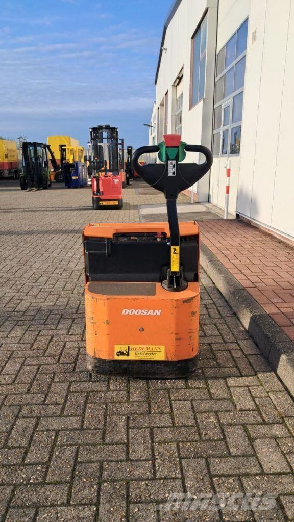 Doosan LEDH18 Steekwagentje