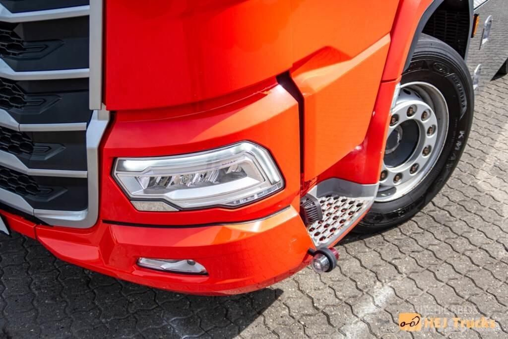 DAF XF 480 FTN 6x2 Trekkers