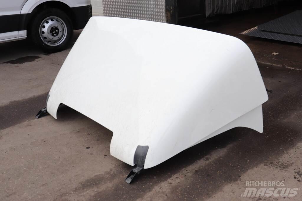 MAN TGS Tagspoiler Cabine en interieur