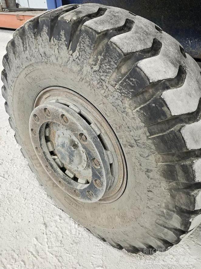 Kalmar DCD28-1200LB Diesel heftrucks