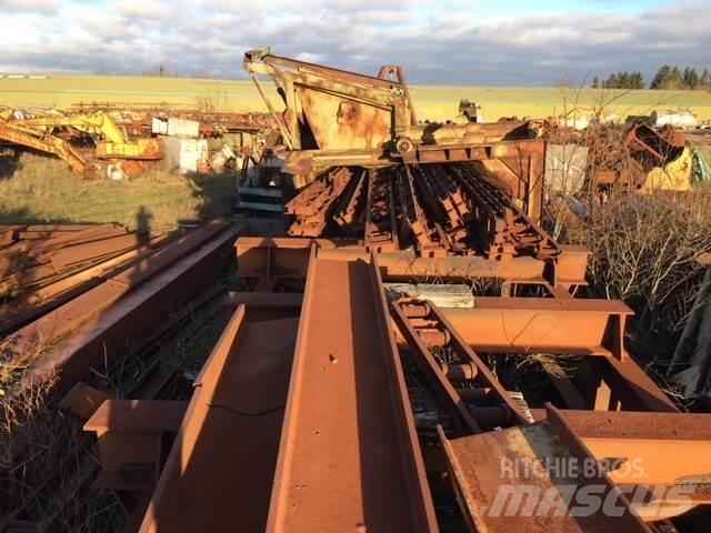  Bedding 600 ton Werkboten en pontons