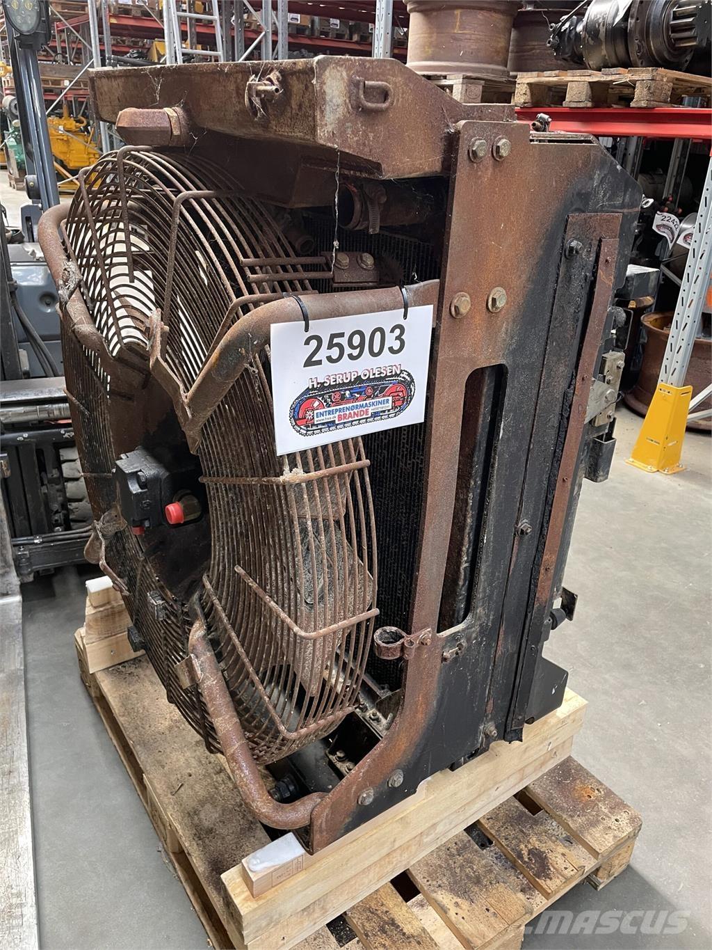 CAT 926GII komplet køler Motoren