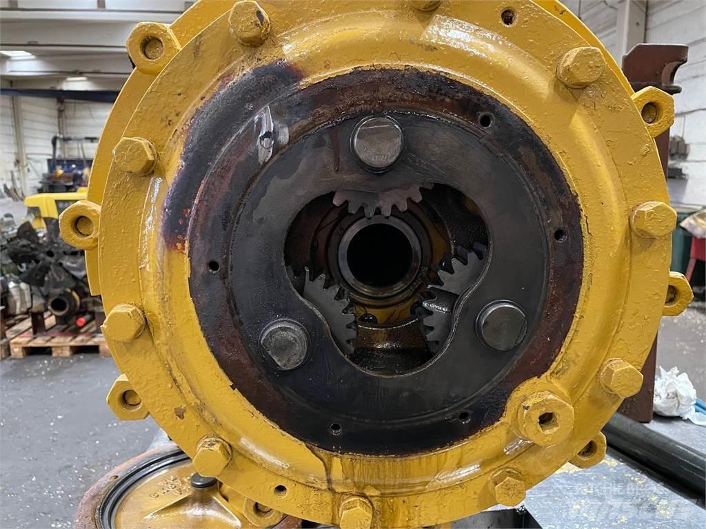 CAT 930 Front aksel Assen