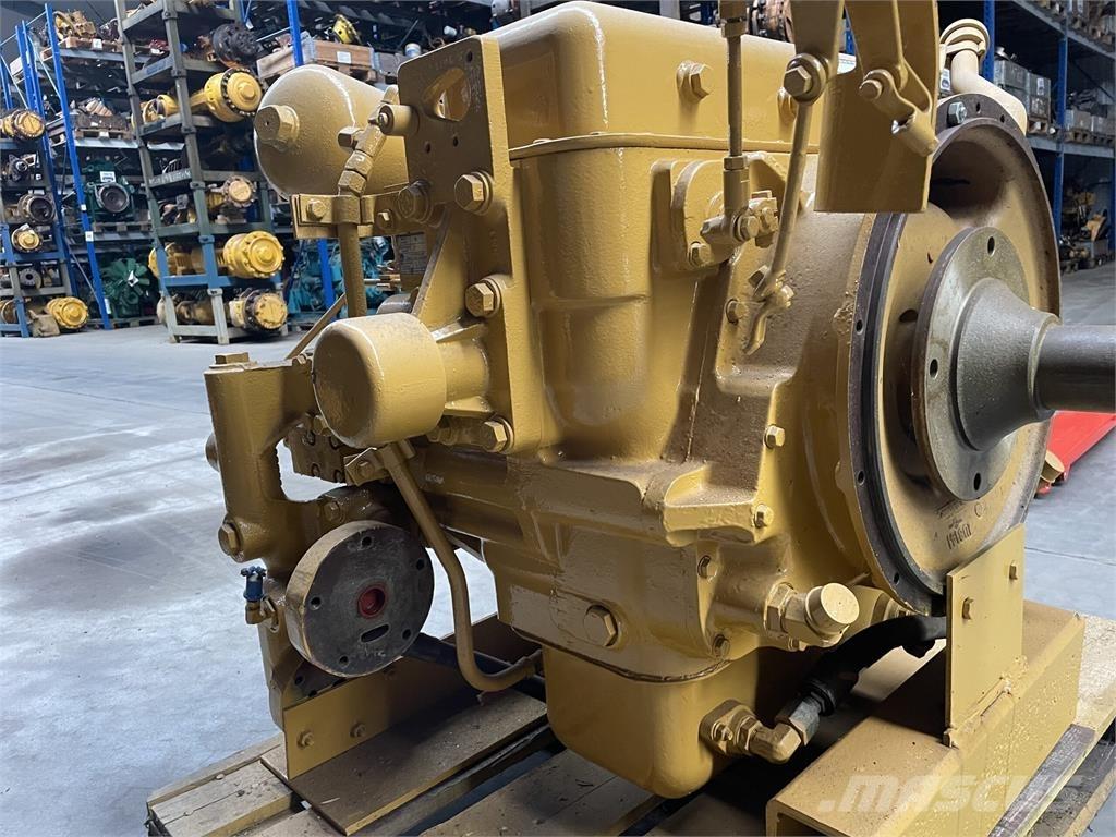 CAT 973 II Transmission Transmissie