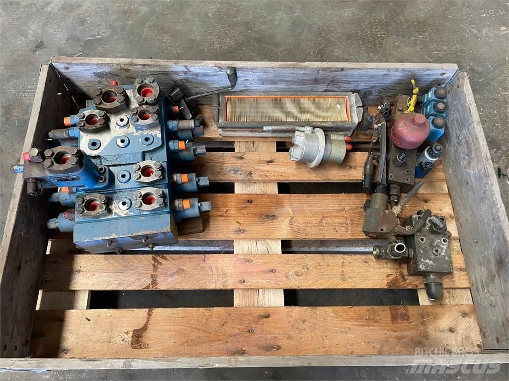  Dele ex. Liebherr LR632 Electronics