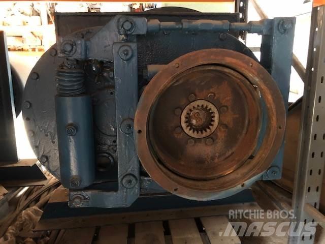Demag spil Takels, lieren en materiaalliften