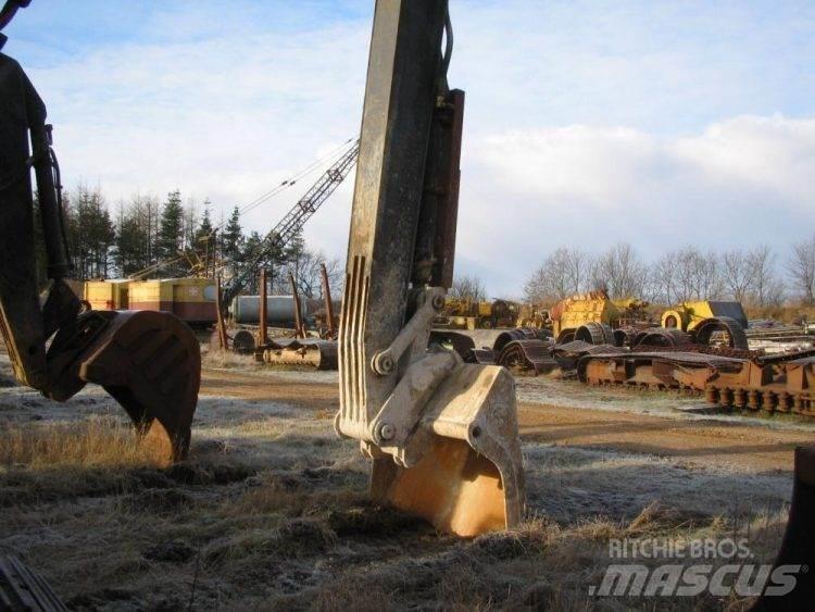 Hitachi UH 181 til ophug Rupsgraafmachines