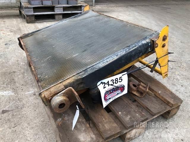  Køler ex. Volvo A20 Motoren