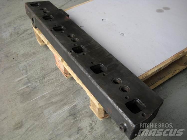  Kølermanifold Motoren