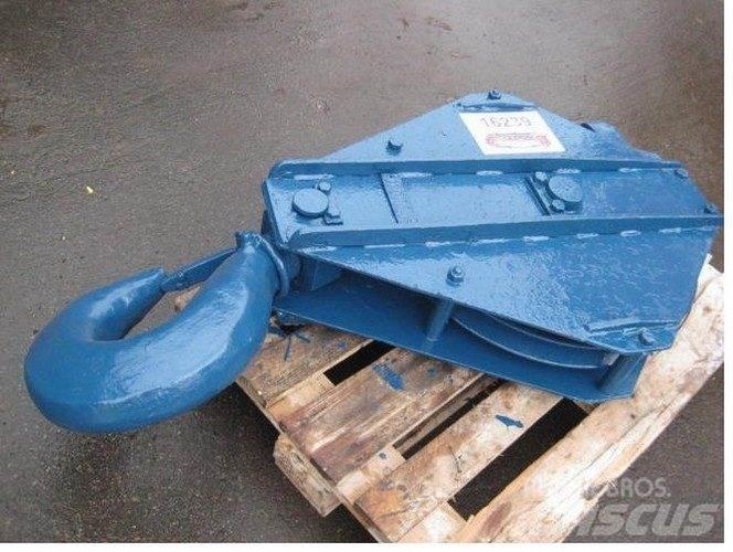  Krankrog ca. 12 ton Kranen onderdelen en gereedschap