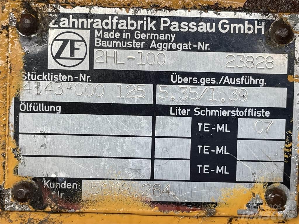 Liebherr A902 Køregear Transmissie