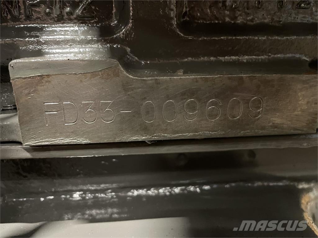 Nissan FD33 motor Motoren