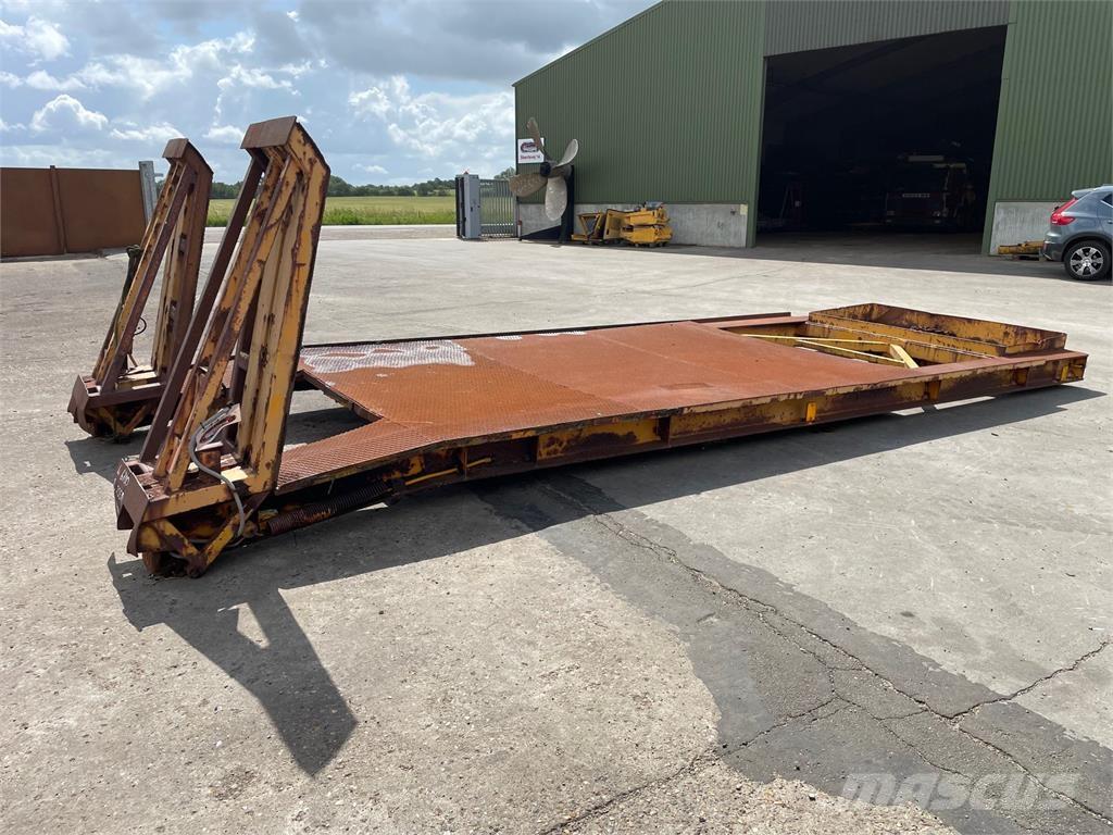  Trailerbund med slidsker Low loader-semi-trailers