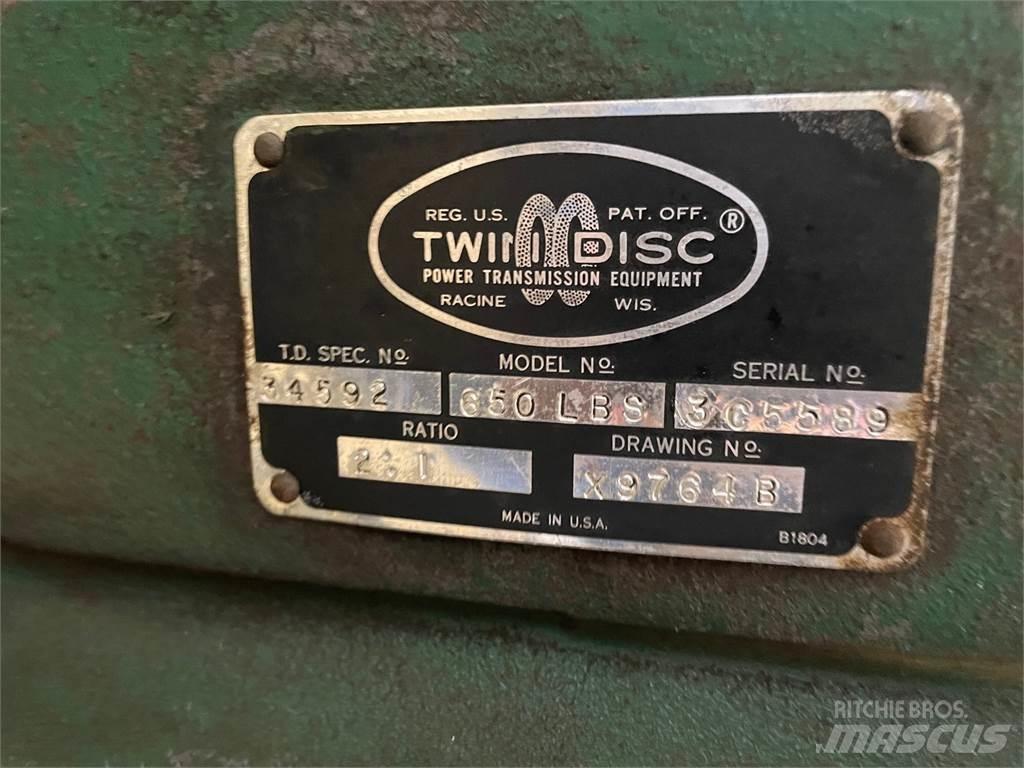  Twin Disc Model 6-C-1502-1 Transmissie